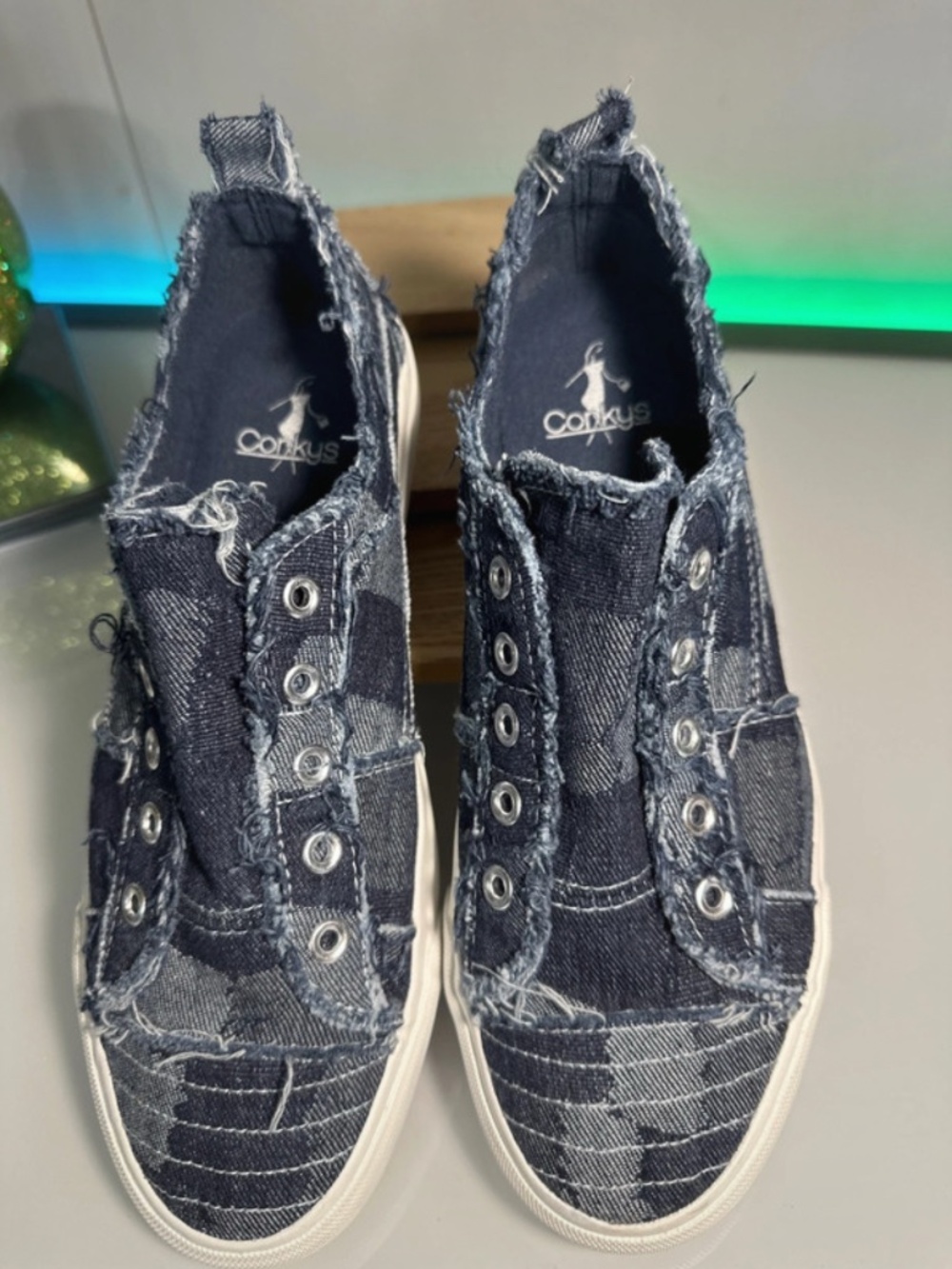 Corkys "Babalu" , Denim Patches, Slip-On Sneakers, Size 9 (A02)